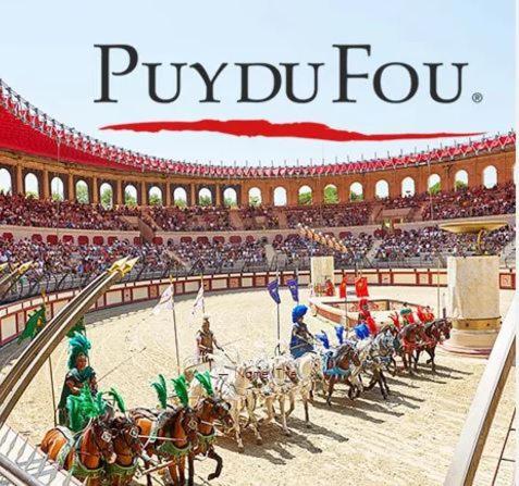 2 logements séparés indépendants jusqu'à 5 personnes, piscine chauffée à 3 min du Puy du Fou Les Épesses Esterno foto